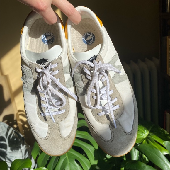 KARHU sneakers ๐๐ค - Picture 1 of 6